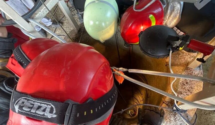 pompierii doljeni au salvat o femeie de 72 de ani care cazuse intr o fantana adanca de 20 de metri 69c109f544f06