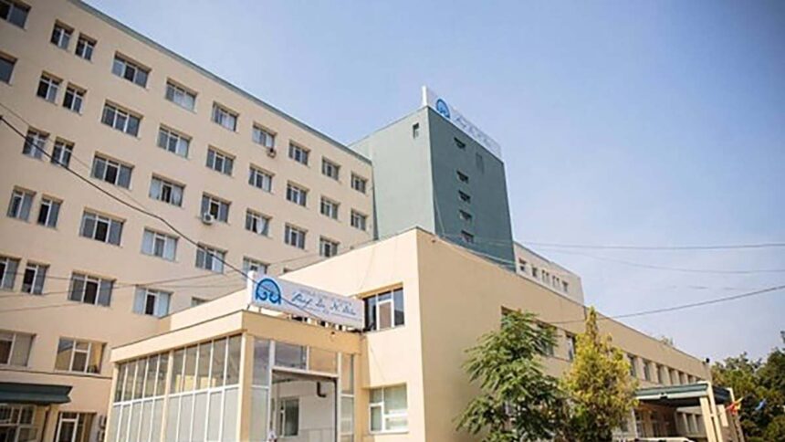 premiera medicala la iasi bebelus de sapte luni supus unei interventii neurovasculare un ghem de vase anormale fura sangele necesar creierului 69b8113211241