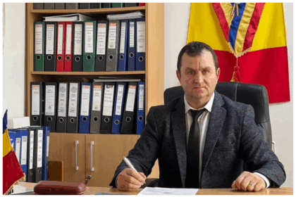 primar dintr o comuna din iasi mana mai larga decat a lui costel alexe cat a platit edilul pentru un microbuz cu o autonomie cat un spring 69c177c1c101b