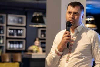 primarul din comuna raducaneni i a socat pe localnici iata ce mesaje au primit apropiatii de pe numarul de telefon al lui raducu balint 69c9b24602ad3