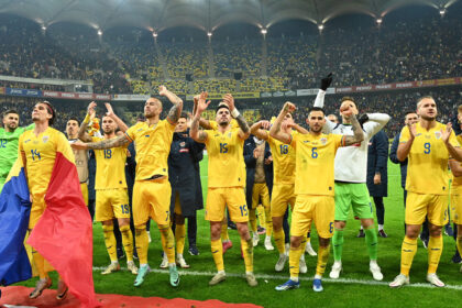 primul 11 al romaniei pentru meciul cu turcia pe cine a mizat mircea lucescu 69c55c4446fd9