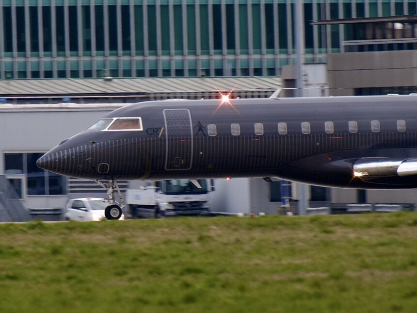 razboiul din orientul mijlociu avionul privat al lui cristiano ronaldo a parasit arabia saudita in miezul noptii 69a71b5c9fb3a