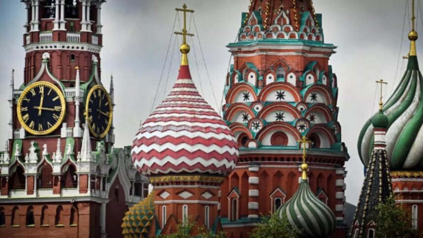 rusia vrea sa se aseze la masa negocierilor dintre iran si sua si ii acuza pe americani ca gestioneaza foarte prost situatia 69a933063347a