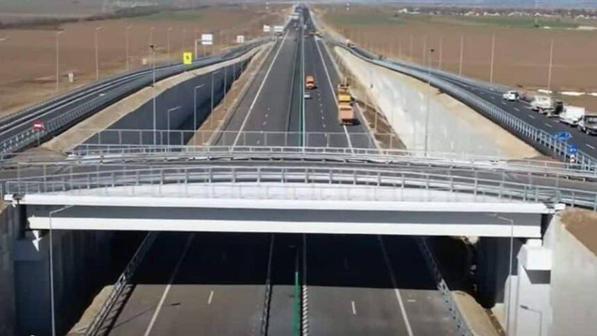 seful cnair lucrarile pe sectorul adjud racaciuni al a7 a depasit 90 circulatia va fi deschisa pana la finalul lunii august 69b15eade5744