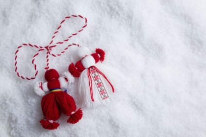 semnificatia martisorului traditii si obiceiuri romanesti zonele din tara in care fetele ofera martisoare baietilor 69a4101d7e32a