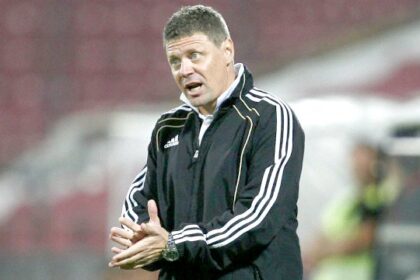 si batuti si cu telefonul furat patania antrenorului politehnicii iasi in turcia 69ca54fc86d37