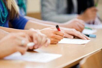 simulare evaluarea nationala clasa a viii a 2026 elevii sustin astazi proba la matematica 69b903b8d2e87