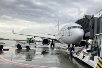 tarom amana pentru luni seara cursele de repatriere din cairo din cauza intarzierilor la frontiera israel egipt 69a55a83c2436