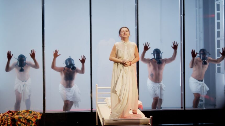 teatrul national din iasi in turneu la chisinau de ziua unirii basarabiei si ziua mondiala a teatrului 69c5a617534ab