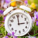trecerea la ora de vara 2026 la ce ora se dau ceasurile inainte cu o ora 69c78ff898736