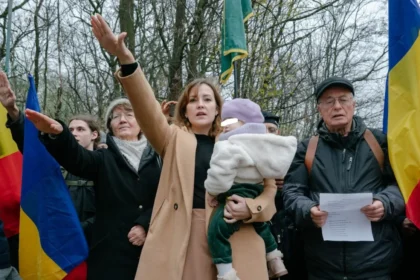 trei parlamentari de iasi vor o lege in favoarea criminalilor de razboi si a miscarii legionare 69ca6684506df