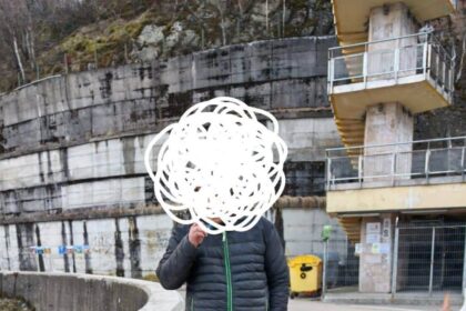 un barbat cu posibile probleme psihice a fost gasit pe transfagarasan sustine ca a venit pe jos de la cluj 69c0847422508