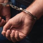 un barbat din iasi arestat dupa ce a lovit un politist cu pumnul in care tinea o piatra agentul a fost ranit la coaste si fata 69afd3d5e717f 1