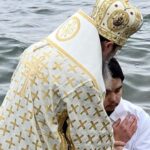 un preot roman a mers in groenlanda ca sa boteze un tanar inuit ce nume a primit doar 2 romani mai traiesc aici 69c40f7ae9e1f