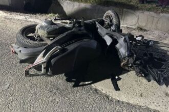 un tanar a murit dupa ce a condus un moped fara permis si a intrat intr un autoturism in galati o fata de 19 ani ranita 69ae0f6daa70a