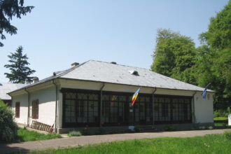 unde cauta cj iasi bani pentru renovarea casei memoriale a poetului care a dat numele teatrului national sunt vizate fondurile transfrontaliere 69b21b5d8e382