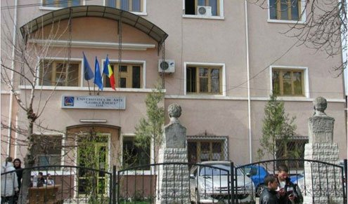 zilele portilor deschise la arte tururi ghidate workshop uri si intalniri cu studentii 69c9cf55d1a41