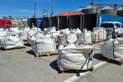 165 de tone de deseuri descoperite in containere in portul constanta cenusa si zgura de topitorie din algeria 69f07c8600ef3