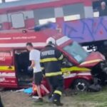 ambulanta smurd lovita de tren in timis patru persoane ranite transportate la spital 69ebed5cbaf66
