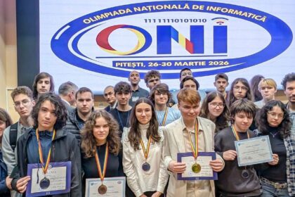 bravo elevii ieseni pe podium la olimpiada nationala de informatica andrei nemtisor elev in clasa a viii a s a calificat in lotul national 69cf0e4a7ee6a
