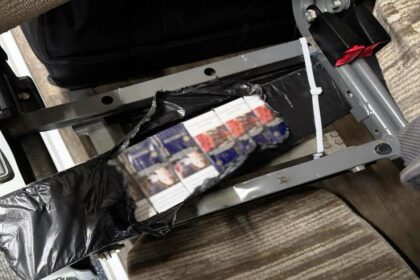 captura de 21 000 de lei la frontiera de est amenzi de 60 000 pentru traficantii de produse accizabile 69eaba6c9695c