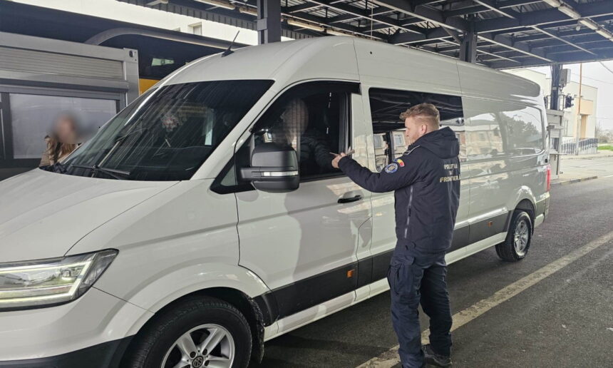 carte electronica de identitate falsa descoperita la trecerea frontierei spre romania 69cf5691eff54