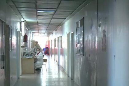 cazul brancardierului mort pe hol la pneumo itm a decis in cele din urma ca nu a fost accident de munca ce se intampla cu amenda data spitalului 69e577df841db