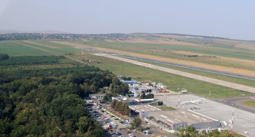 cj iasi scoate la licitatie trei terenuri din zona aeroportului platforma de combustibil hangar si acces la calea de rulare 69e96fe641345
