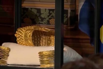 coiful de la cotofenesti si doua bratari dacice se intorc acasa unde pot fi vazute de publicul larg 69e0bf9e21d0d