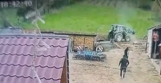 consilier local retinut de politisti dupa ce a batut un consatean la bataie a participat si sotia consilierului 69e254a4abb56