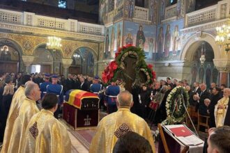 cristian tudor popescu despre mircea lucescu a lasat urme bune puternice si profunde in oamenii care l au intalnit 69d923e5736cc