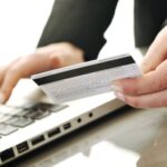 cum a ramas un iesean fara acces la propriii bani dupa ce inscrierea intr un sistem digital al statului a durat doua saptamani online ul e deschis doar intre 8 00 si 16 00 69e976e52c1f7