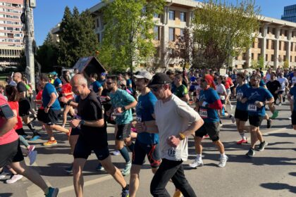 cum arata comunitatea care alearga la iasi povesti faine din cea de a x a editie a semimaratonului prin participarea mea sarbatoresc viata 69eebcd7d6b7e