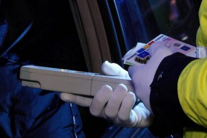 cum te poti alege cu dosar penal desi aveai sanse sa scapi un sofer iesean prins cu 047e280b0 alcool in aer a refuzat probe de sange s a asigurat astfel ca devine infractor 69ed6ef6ea51d