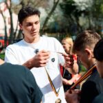 david popovici isi mobilizeaza sustinatorii pentru copiii vulnerabili cati bani vrea sa adune pana pe 15 aprilie 69d3dcce6b4d4