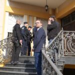 descindere intr o vila din timisoara redobandita in instanta de la o familie de romi pacat ca nu ne au dat cheia 69de0b0d7dc72