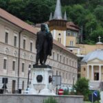 doi barbati au furat paturi scaune si farfurii dintr un hotel din baile herculane paguba de peste 100 000 de lei 69efe8dc8e297