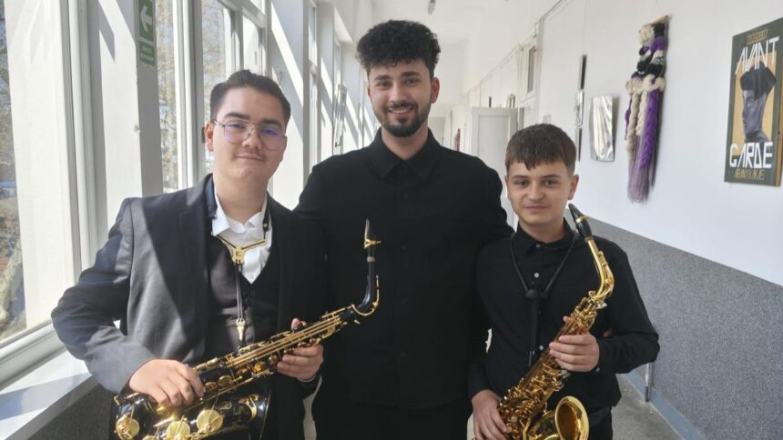elevi de la colegiul octav bancila din iasi au fost premiati la olimpiada nationala de interpretare instrumentala 69e813c895fed