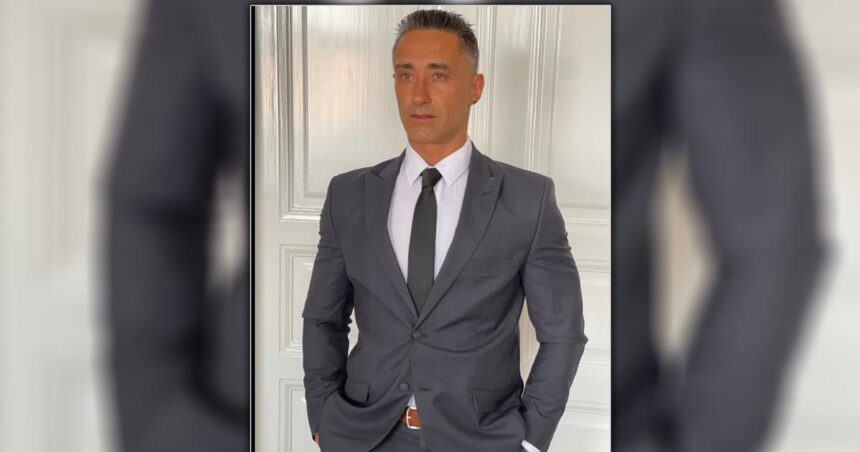 este din iasi si se numara printre cei mai cunoscuti actori de filme pentru adulti din europa mugurel cotan are o cariera impresionanta cu peste 300 de productii 69ee9c4958e00