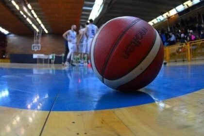 fara victorie in ultimul esalon dupa zece etape politehnica iasi se dueleaza cu studentii din targoviste 69d21ab404780