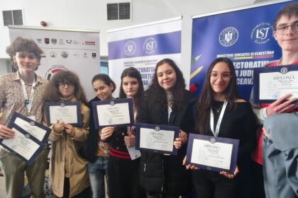 felicitari elevii din iasi s au intors cu premii de la olimpiada nationala de limba germana moderna 69d302d430e2c