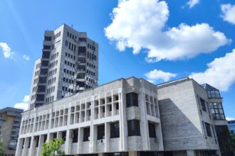 finantele iesene institutia in care majoritatea banilor ajung la angajati salariile mananca cea mai mare parte a bugetului dgrfp iasi ce lefuri au sefii 69eec3e408fd6