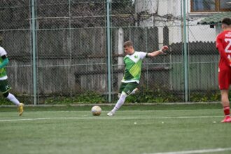 fotbal deplasari pentru echipele iesene meciuri la liesti in galati si la vaslui clasamentul inaintea meciurilor 69eacbf181cc4