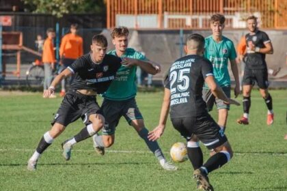 fotbal echipele iesene petrec vinerea mare pe drumuri dupa ce vor juca in deplasare 69d6b121bb8f2