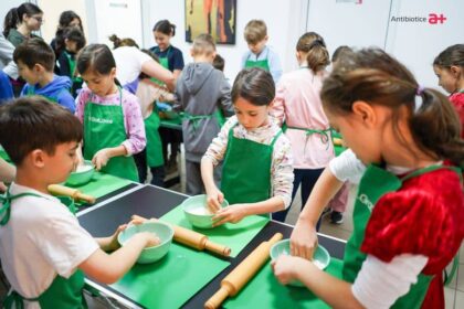 fundatia antibiotice a oferit reteta bucuriei de paste copiilor din medii defavorizate 69d77e0fabf89