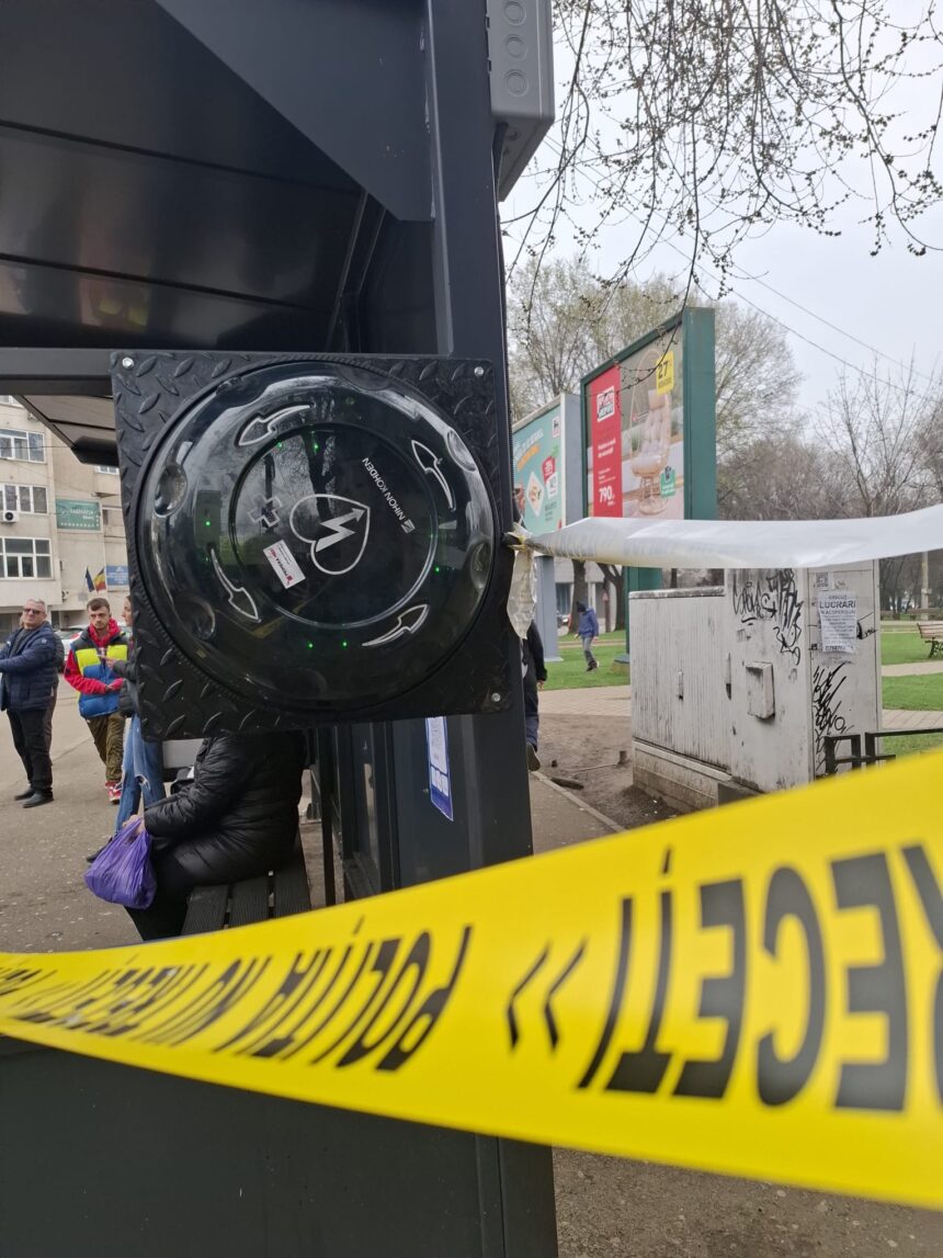 hot de rasul curcilor a fost furat un aparat care salveaza vieti tocmai din centrul iasului 69ce95373570d