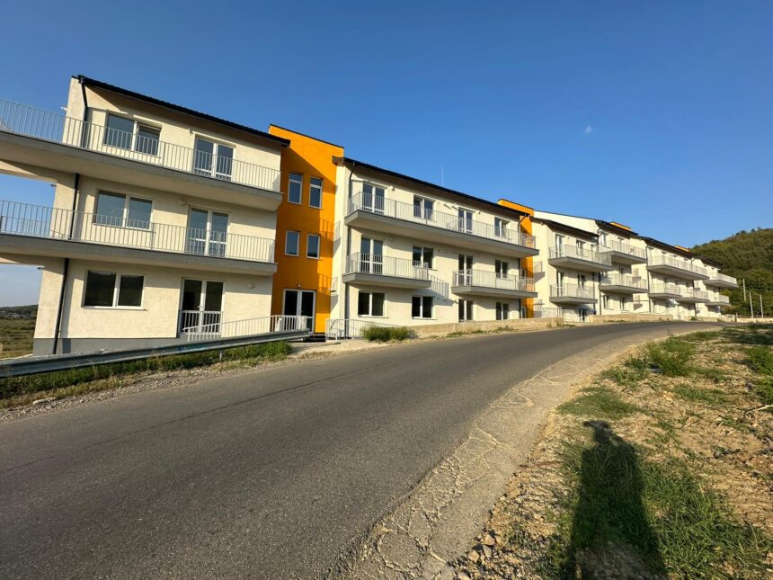 investitii imobiliare facute de stat fara cap la iasi sute de locuinte sociale sau pentru tineri construite in judet dar multe nelocuite nu au utilitati 69d59ee78751a