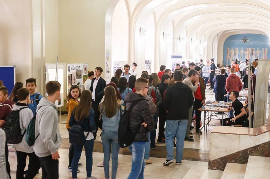 liceenii invitati sa descopere viata de student in copou 69e6c24e10df3