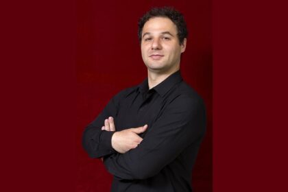 managerul operei din iasi de negasit la locul de munca e sef vine cand vrea 69d58fbf95d7d