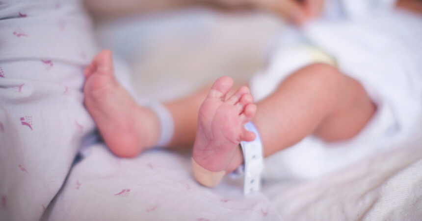 nastere surpriza la upu a ajuns cu dureri de burta si a plecat cu o fetita de nota 10 in brate 69ee393a94d7f